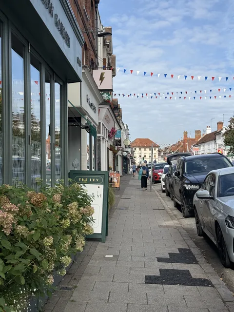 Bunting above Marlow High Street